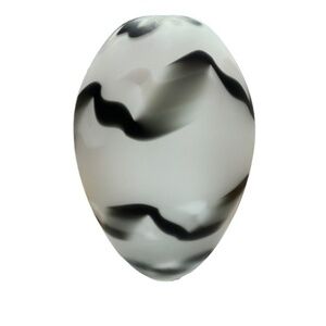 Sasaki Vintage Black and White DNA Swirled 10in Art Glass Vase